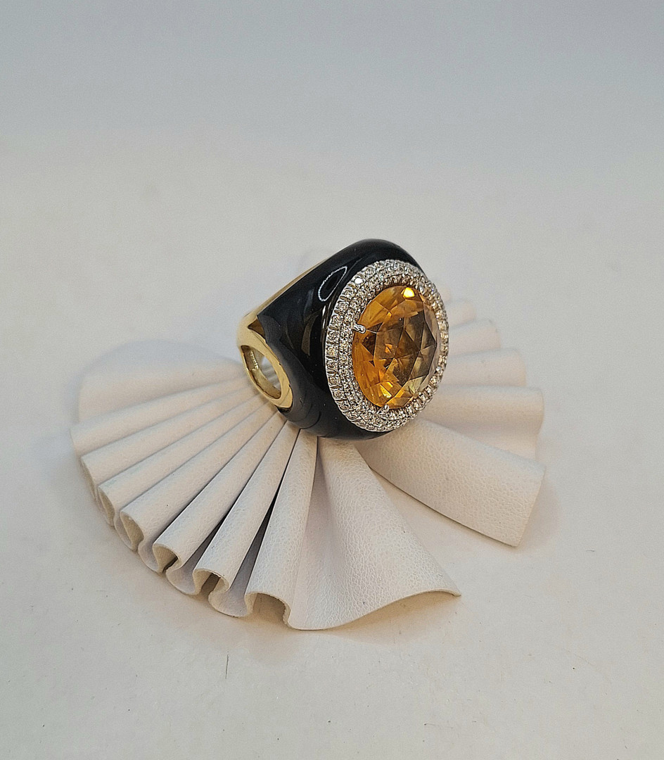 Anello oro pietre diamantini