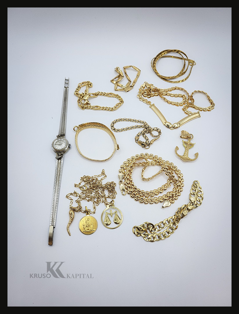 Vari oggetti oro diamantini