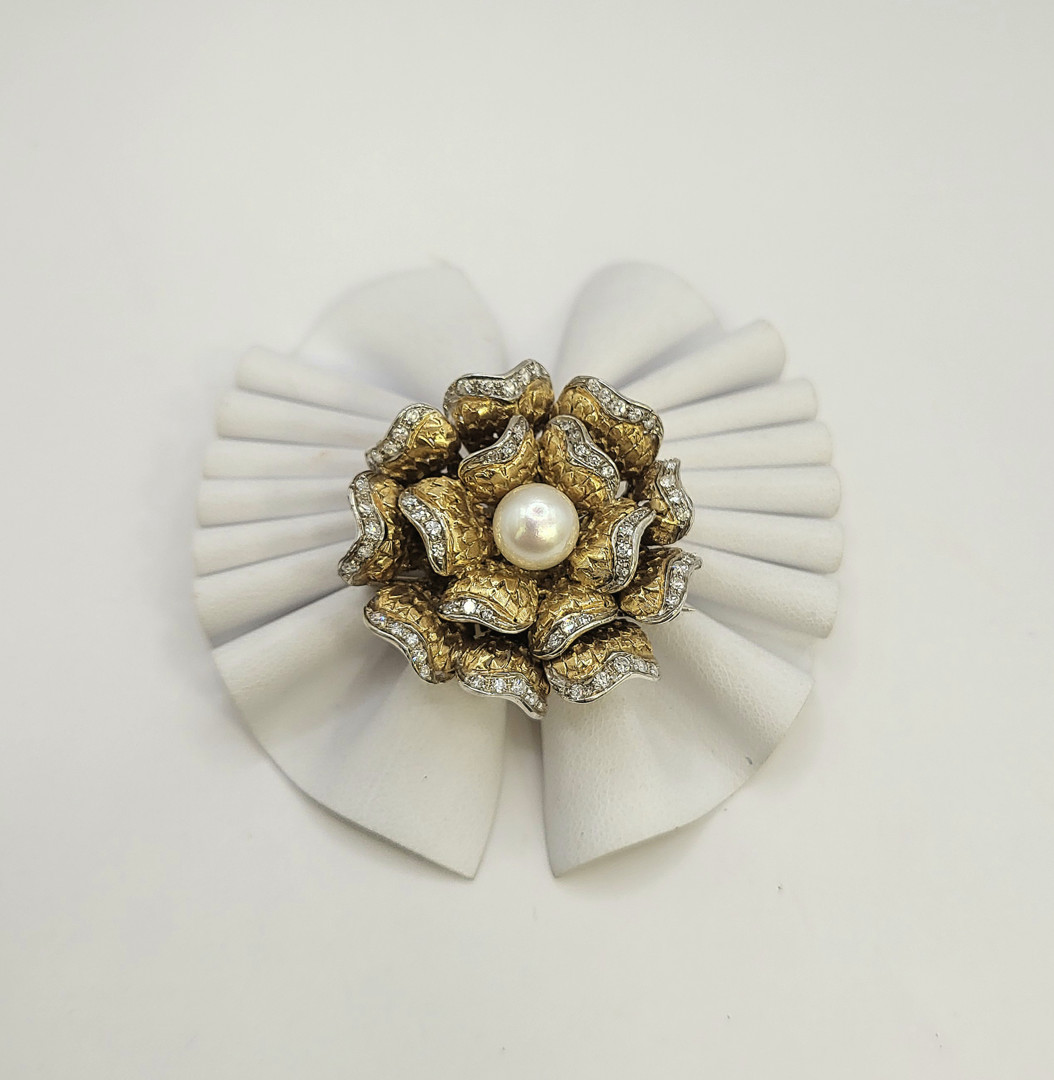 Spilla oro diamanti perla