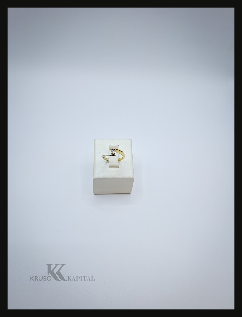 Anello oro pietra