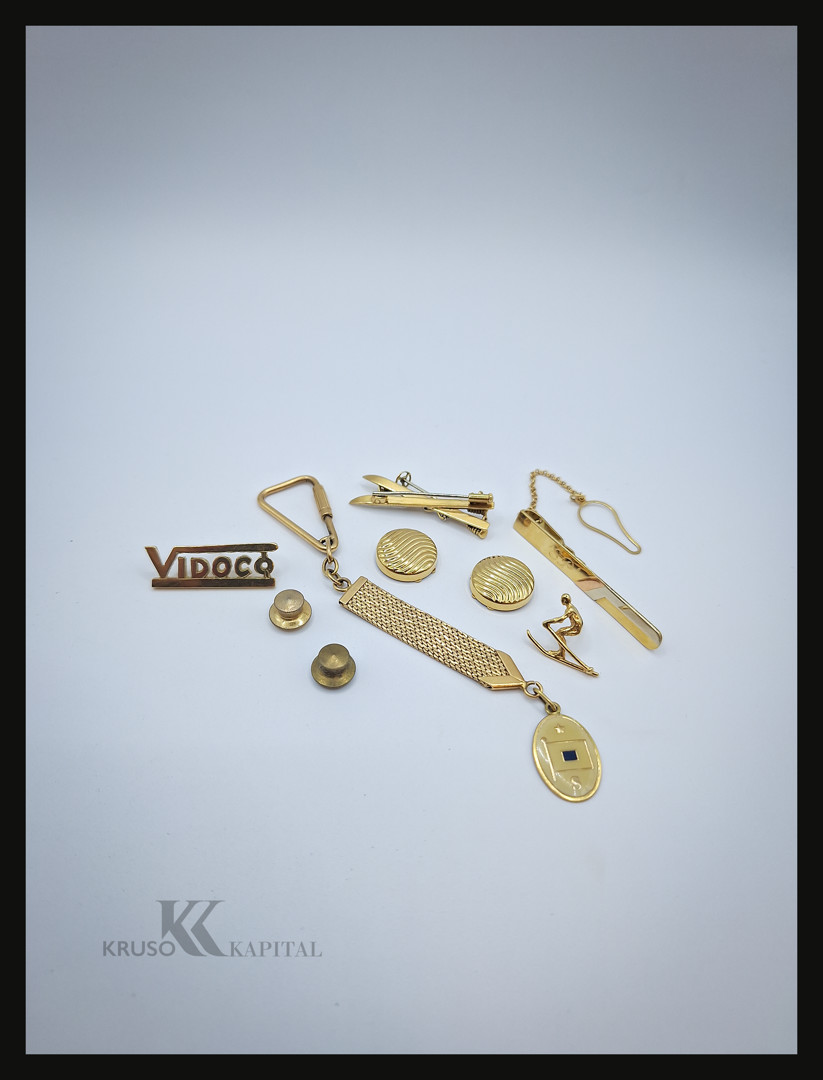 Vari oggetti oro 
