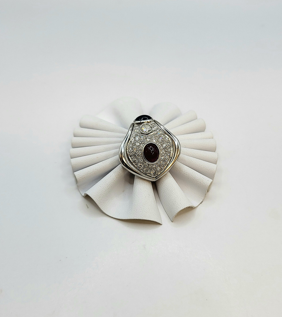 Spilla oro pietre diamanti