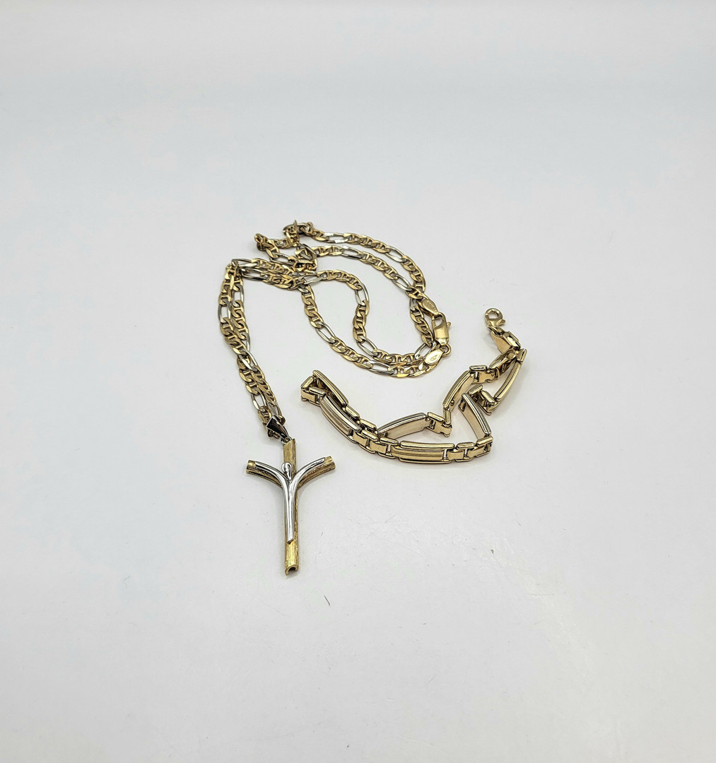 Collana bracciale e ciondolo oro