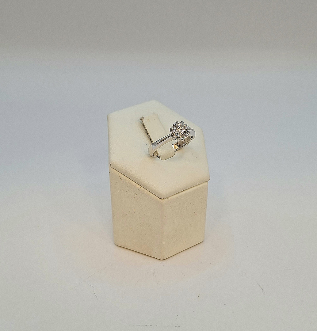 Anello oro diamante diamantini