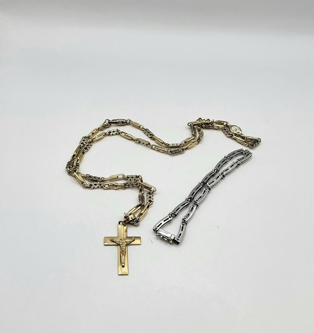 Collana bracciale e ciondolo oro pietre