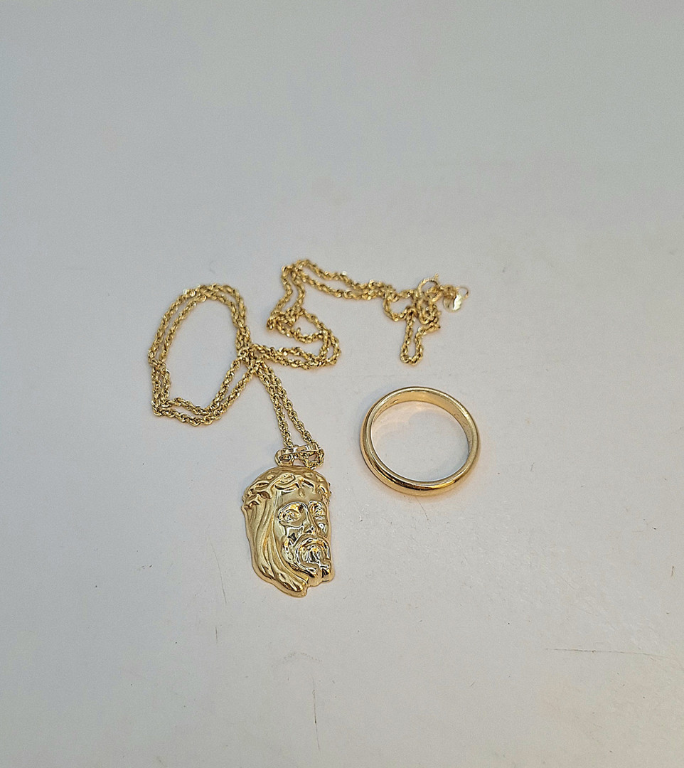 Vari oggetti oro