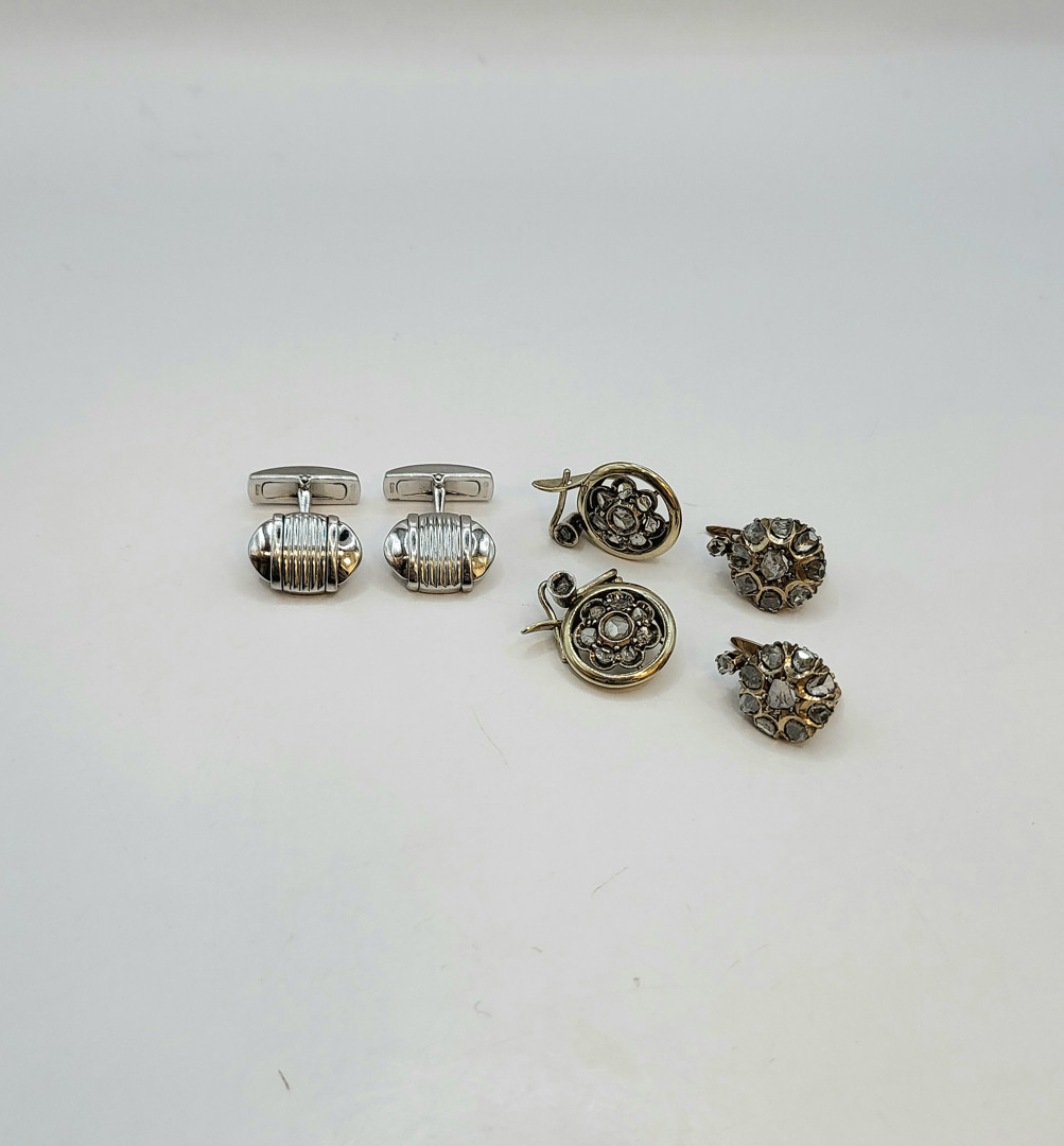 Vari oggetti oro diamanti 