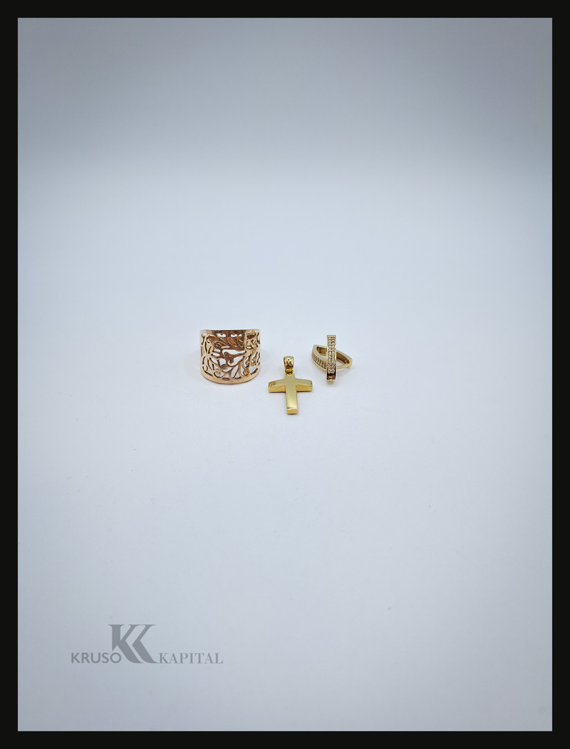 Anello croce un paio di orecchini oro pietre