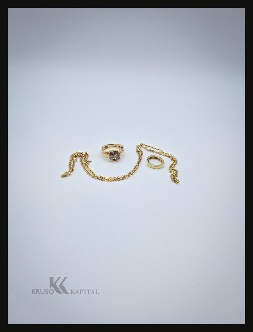 Collana orecchino anello oro diamanti