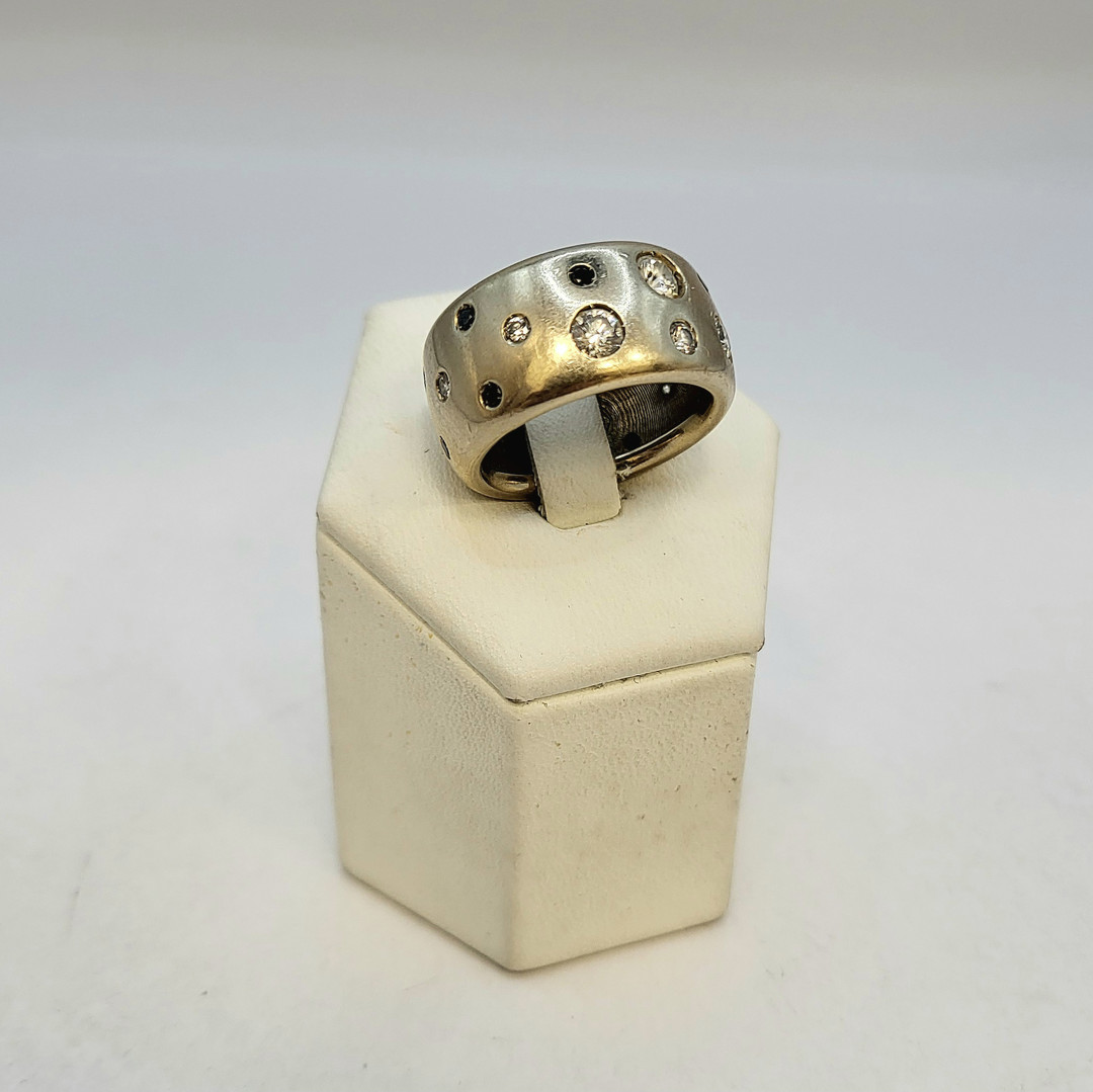 Anello oro diamanti diamantini