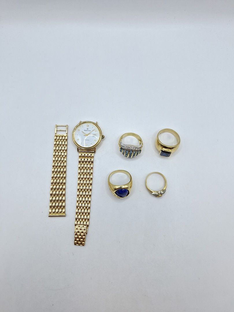 Vari oggetti oro pietre