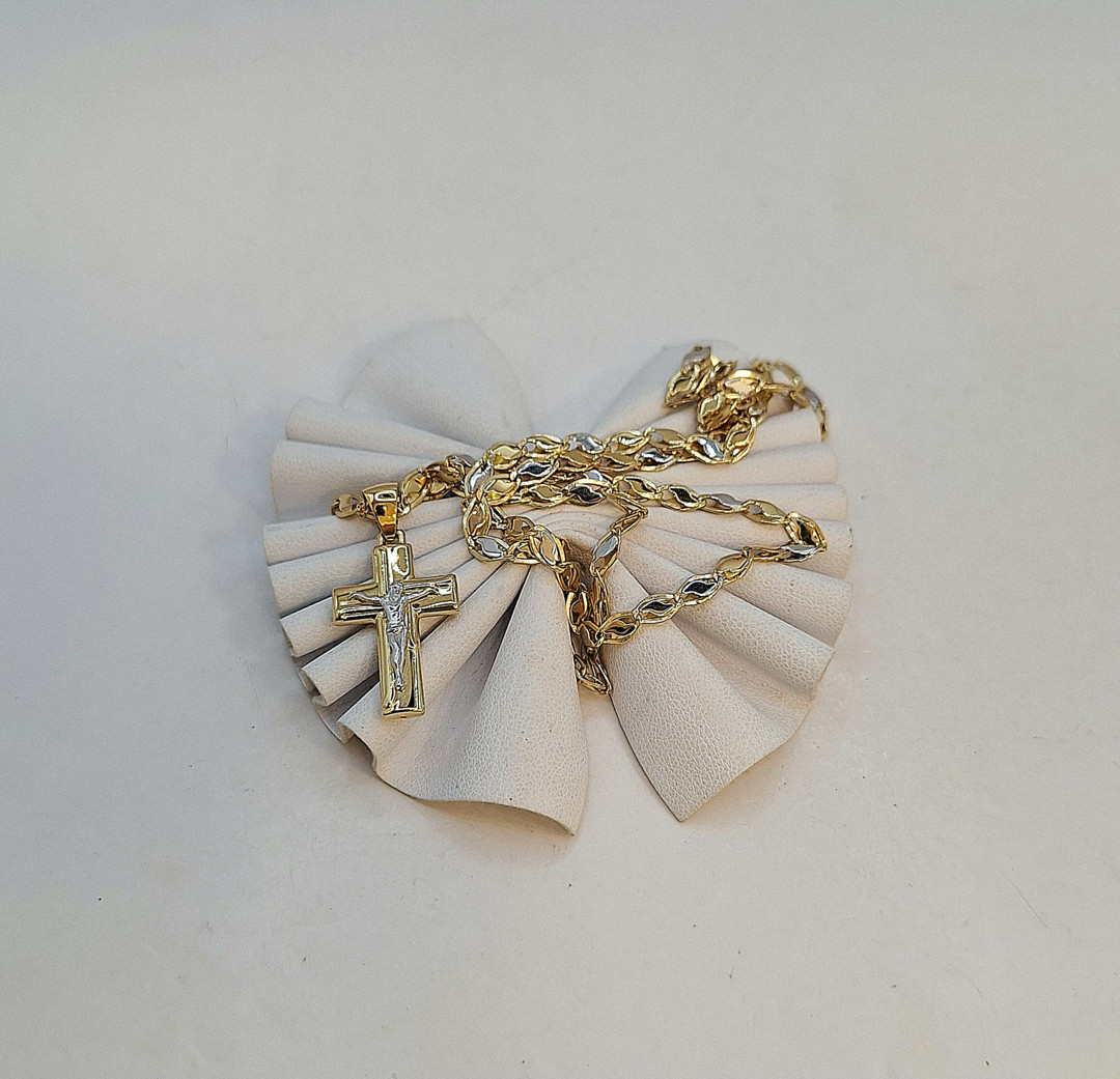 Catena e ciondolo oro