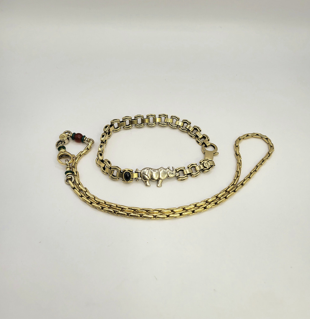Collana e bracciale oro pietre