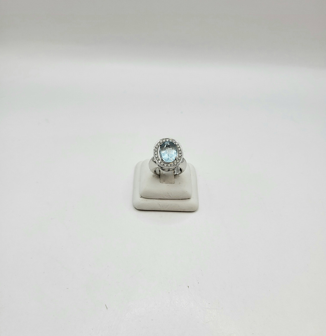 Anello oro pietra diamantini
