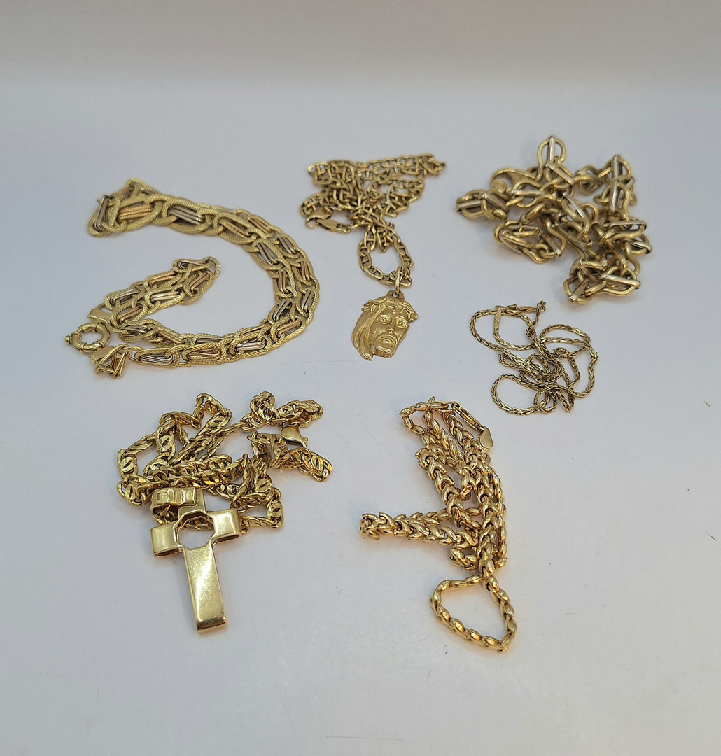 Vari oggetti oro