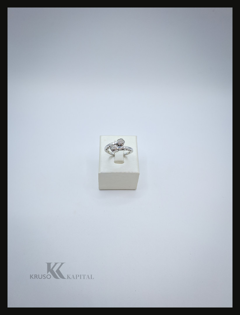 Anello oro diamantini