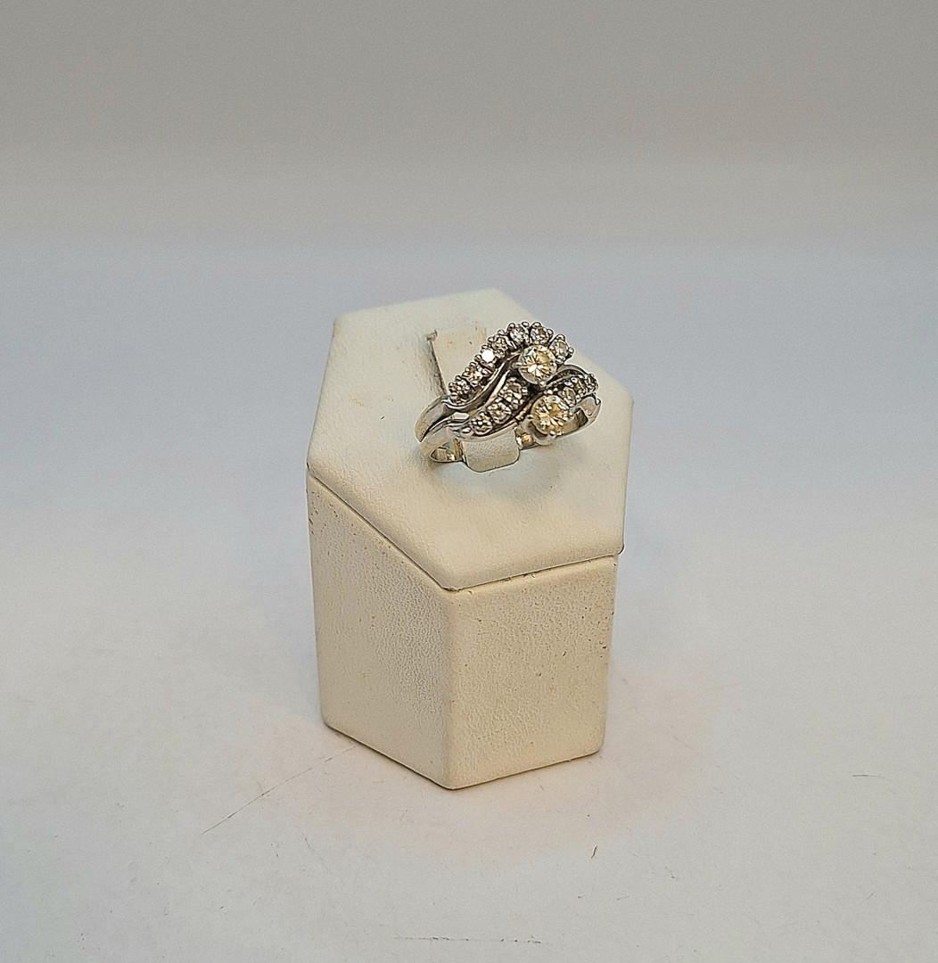 Anello oro diamanti diamantini