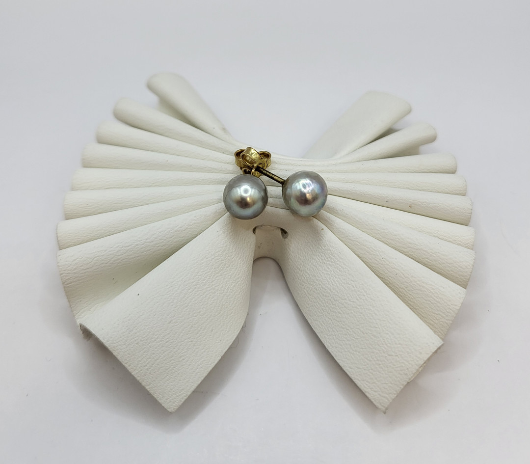 Paio orecchini oro perle 