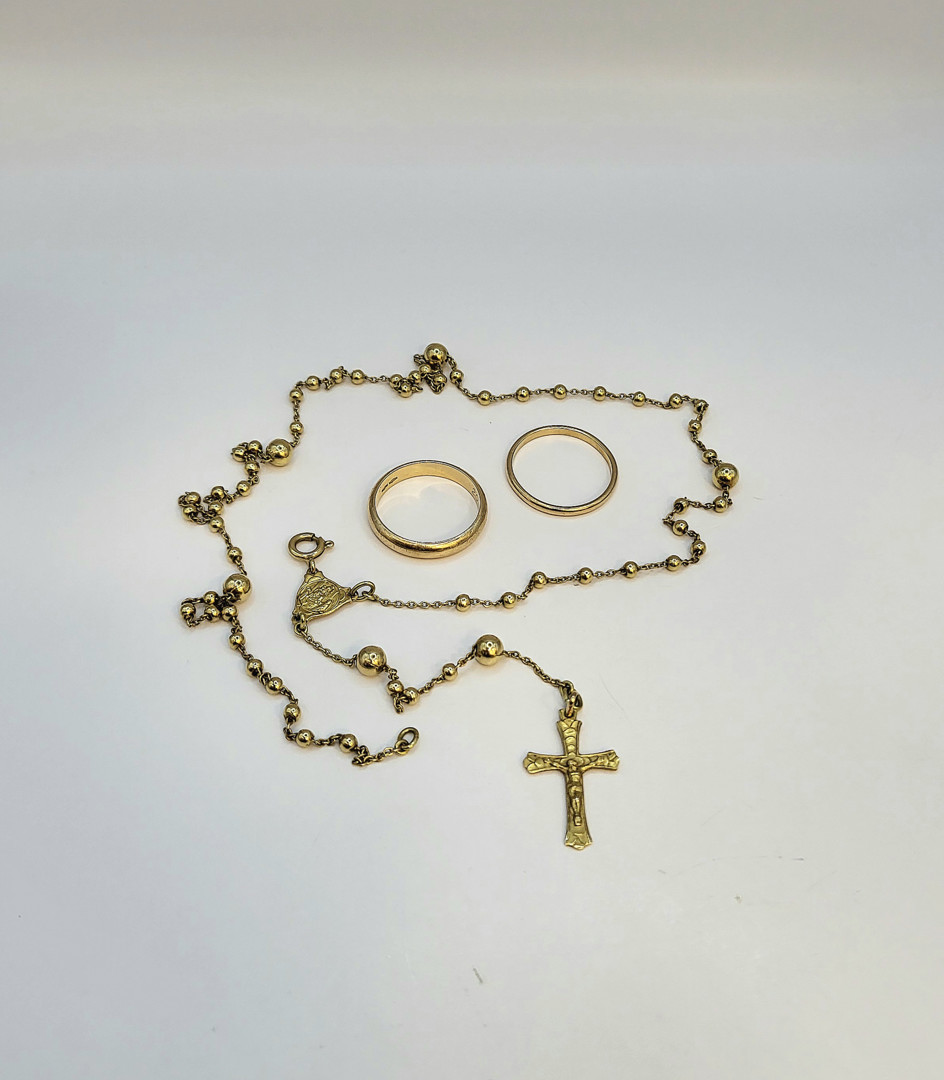 Rosario e due anelli oro