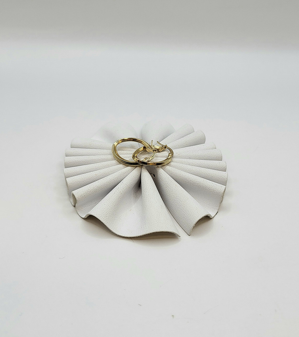 Un paio orecchini oro 