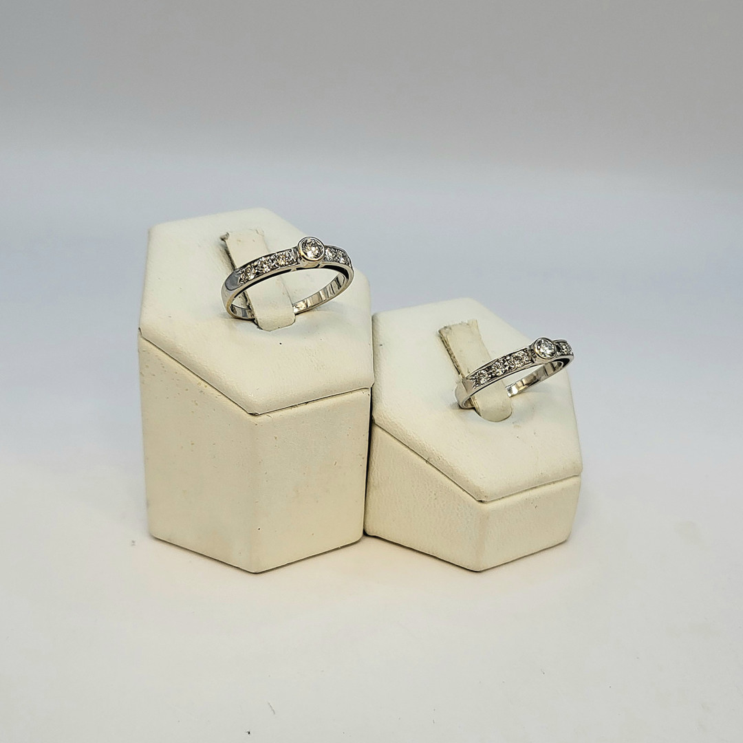 2 anelli oro diamanti