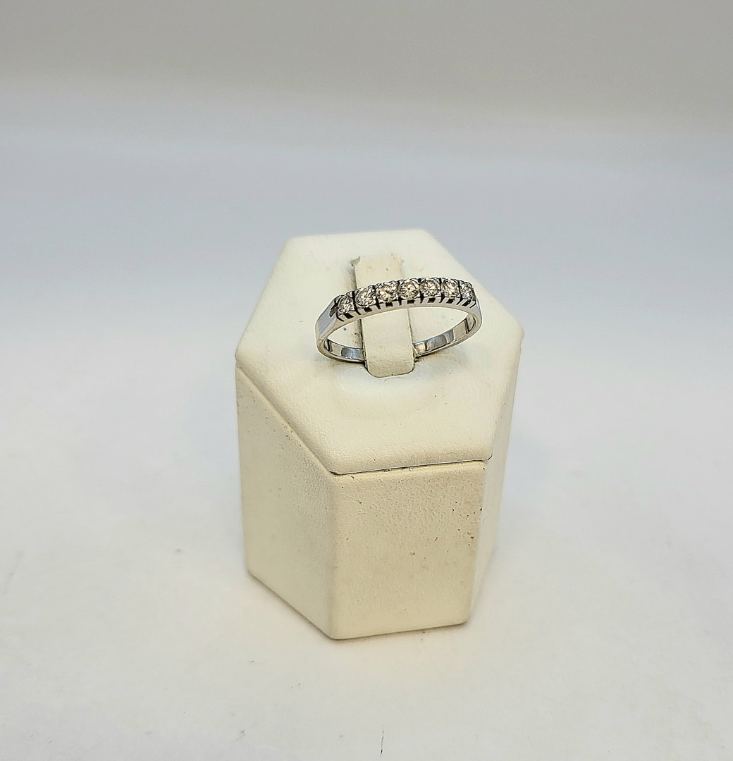 Anello oro diamanti 