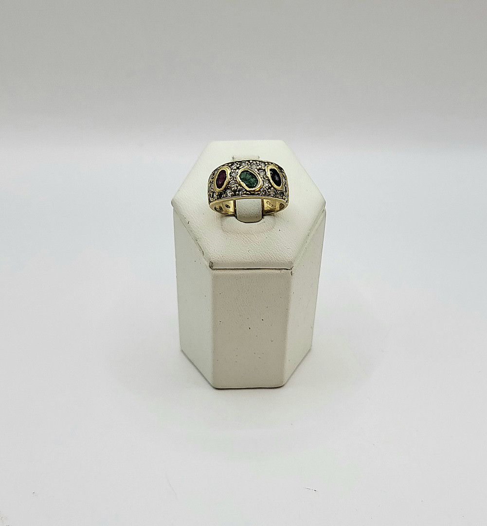 Anello oro pietre