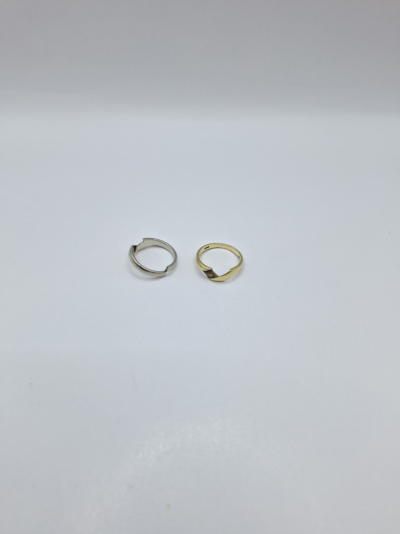 Due anelli oro 