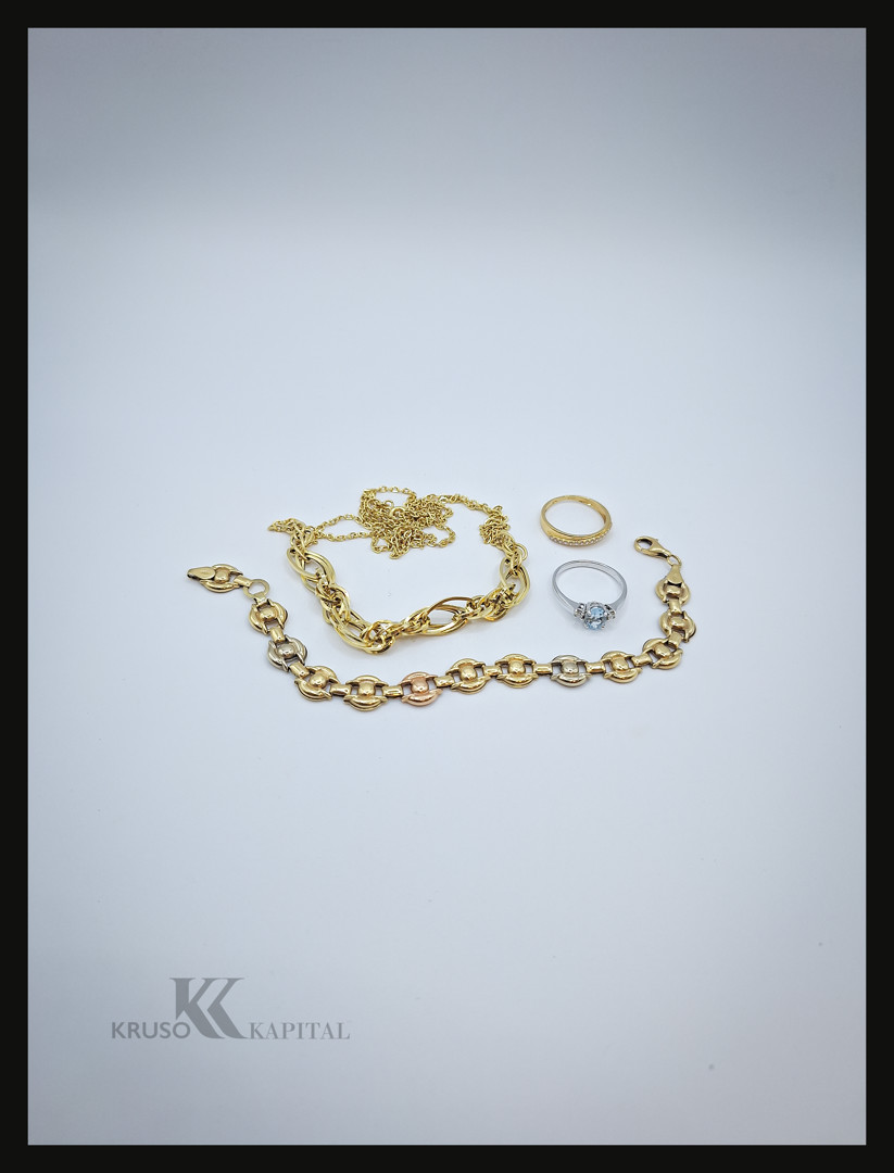 Collana bracciale e due anelli oro pietre 