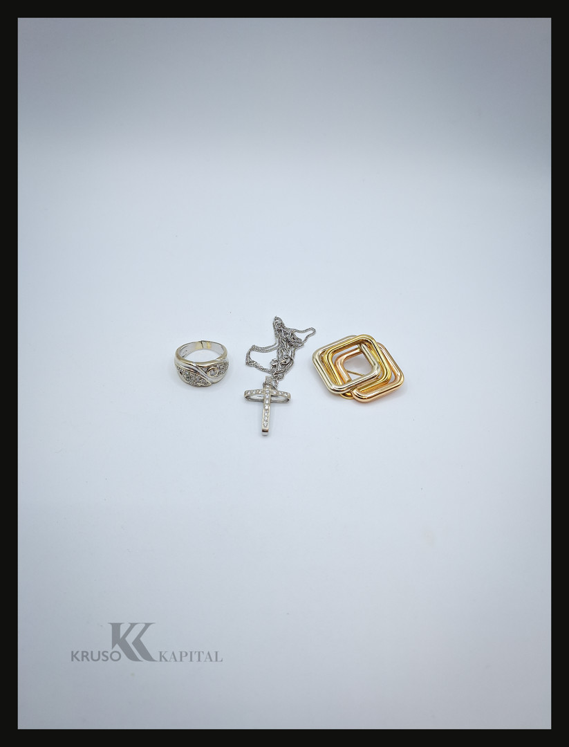 Collana anello spilla ciondolo oro pietre