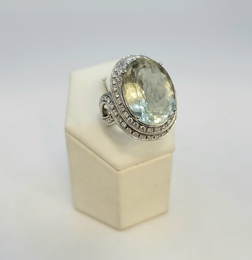 Anello oro diamanti pietra