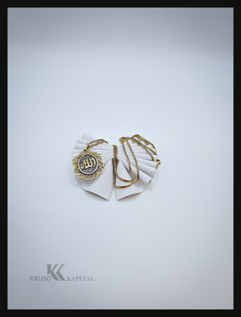 Collana ciondolo oro