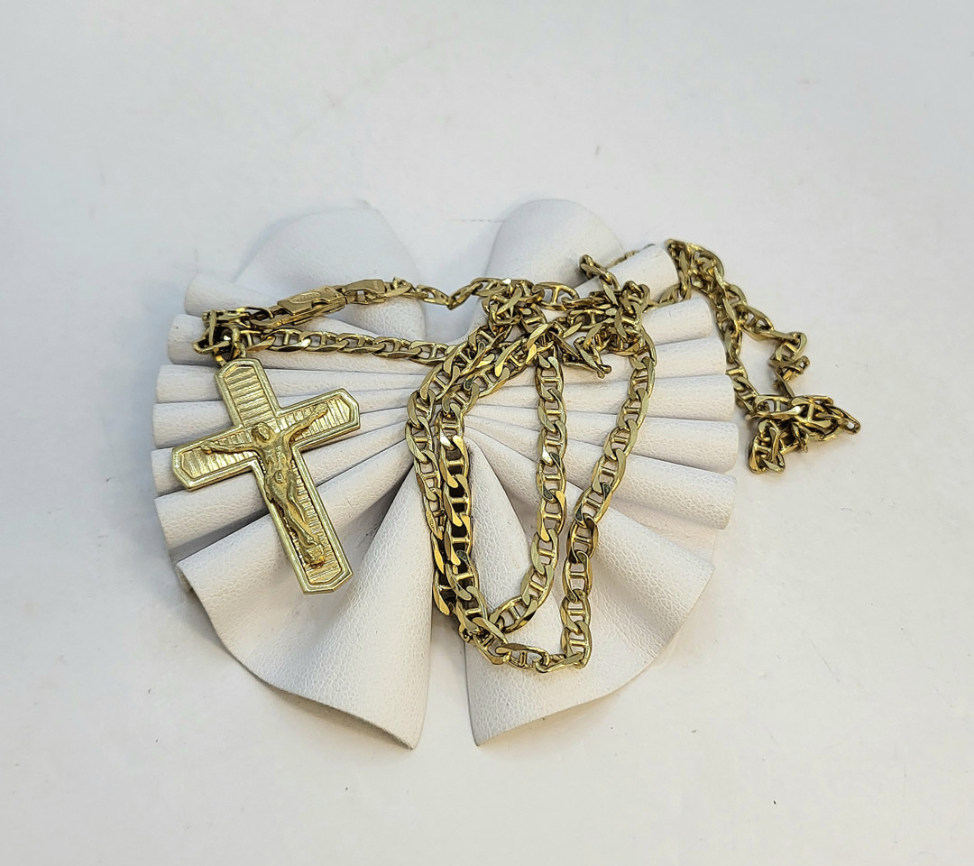 Catena e ciondolo oro