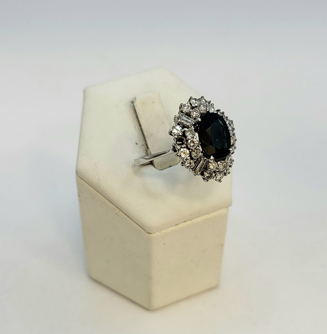 Anello oro diamanti pietra