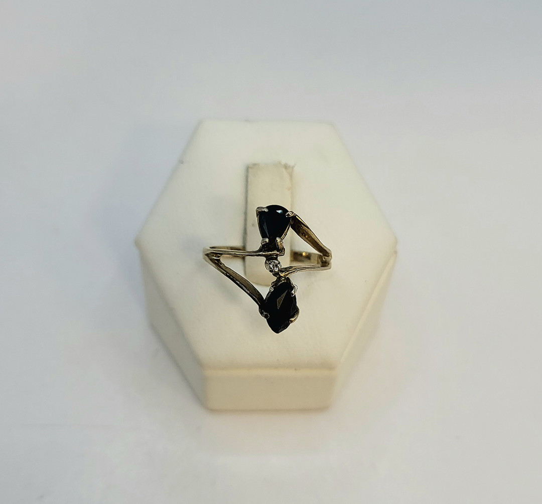 Anello oro pietre