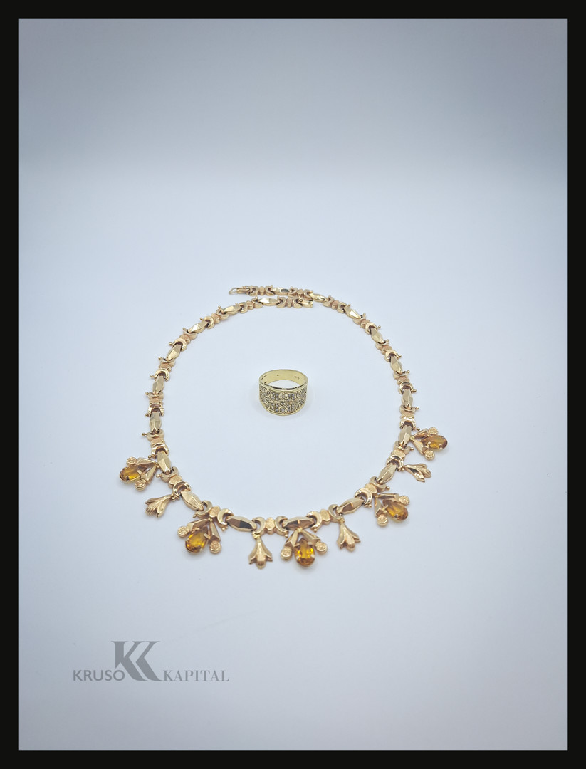 Collana e anello in oro pietre diamantini 