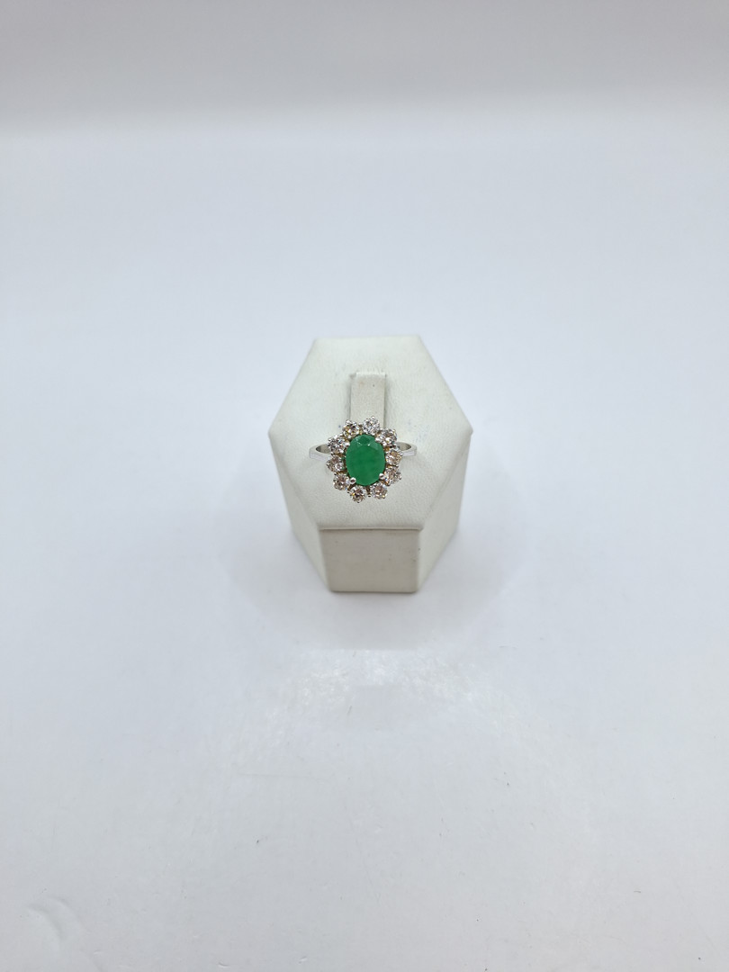 Anello oro pietra diamanti