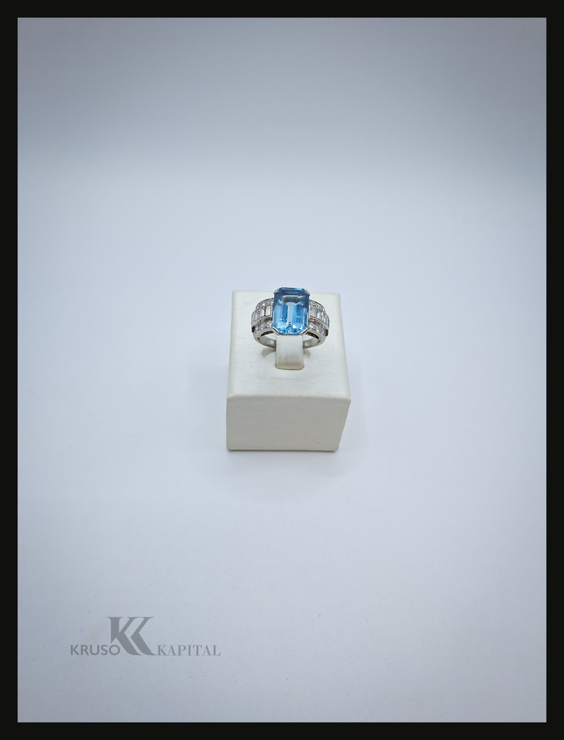 Anello oro diamanti pietra
