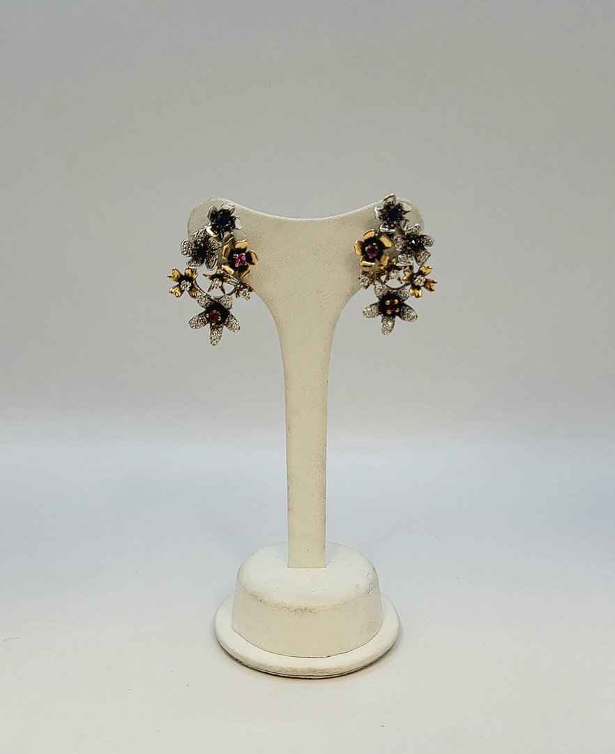 Paio orecchini oro diamanti pietre