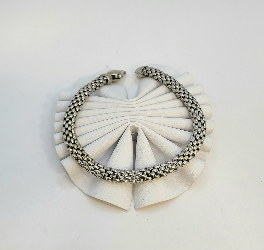 Bracciale oro a firma Fope