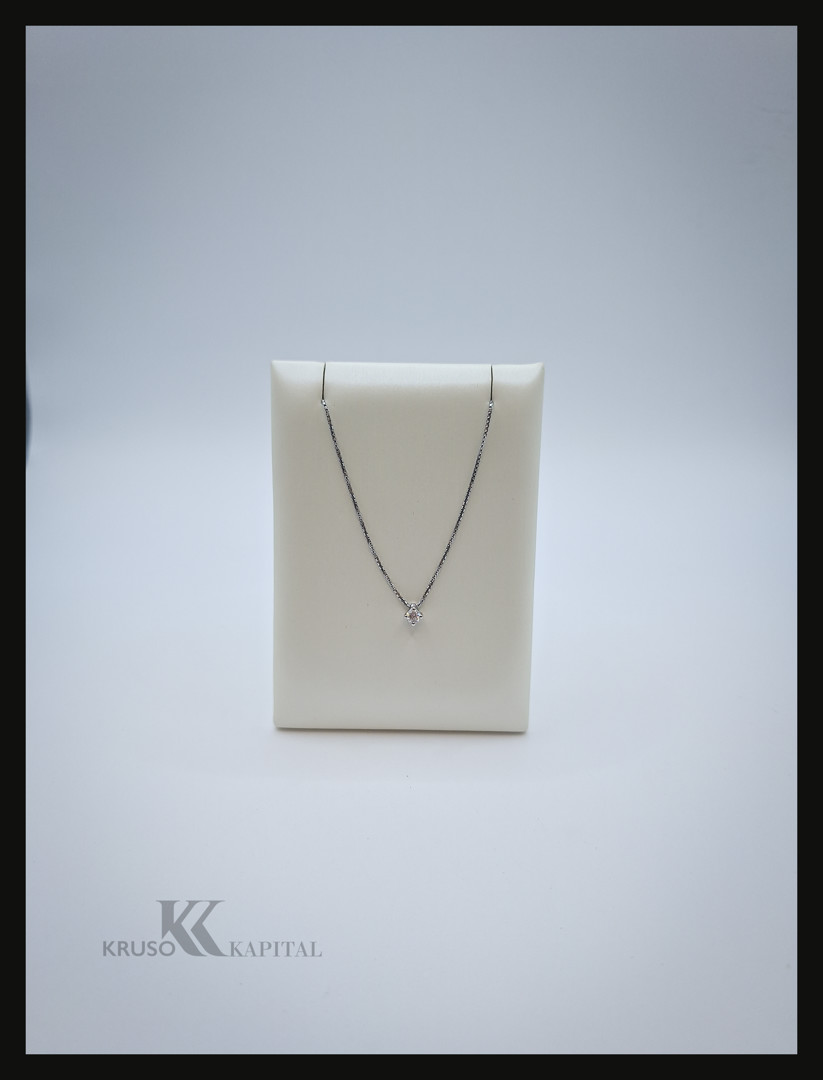 Catenina con ciondolo oro con diamantino