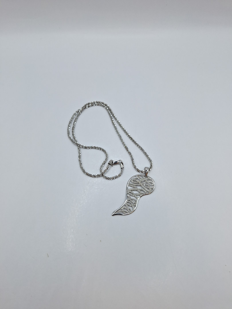 Collana e ciondolo oro 