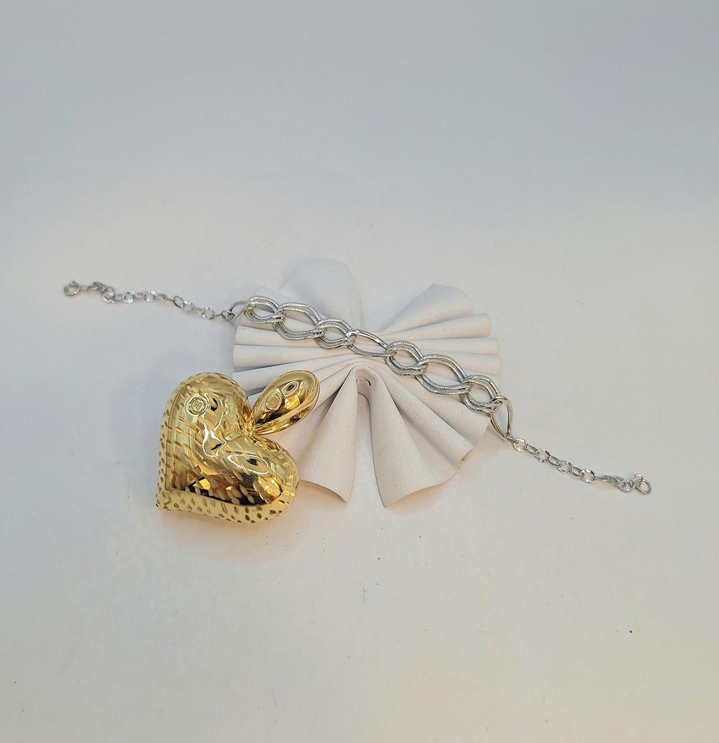 Bracciale e ciondolo oro
