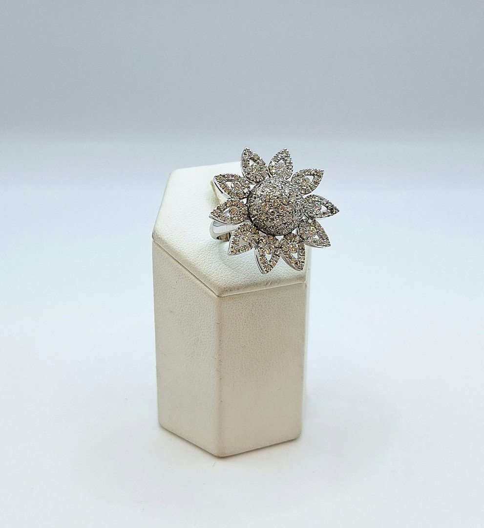 Anello oro diamanti 