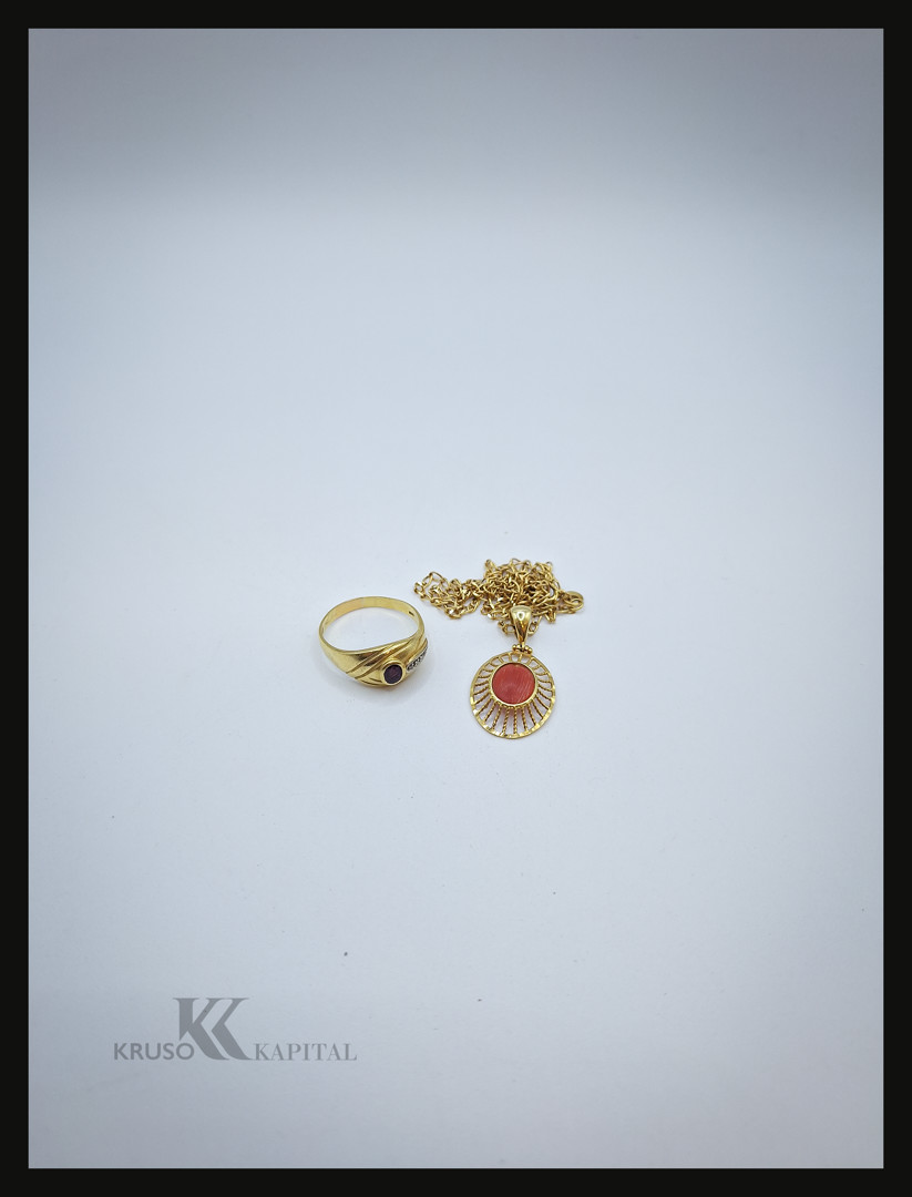 Collana ciondolo anello oro pietre