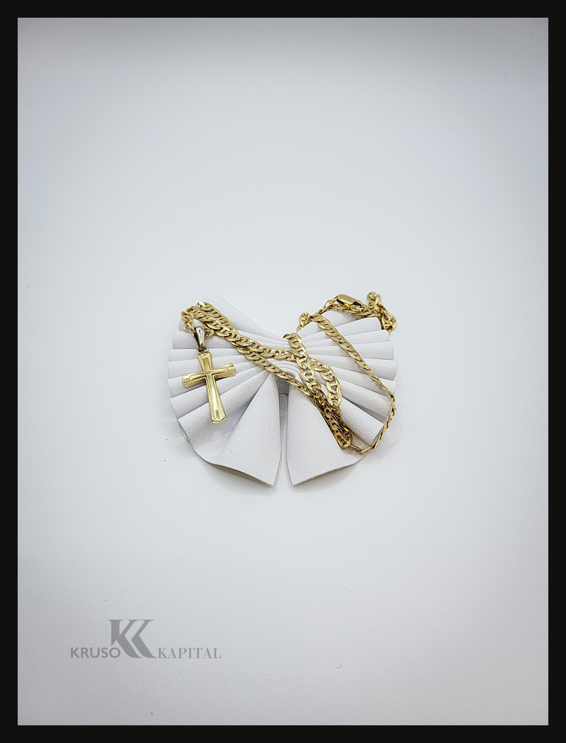 Collana e croce oro