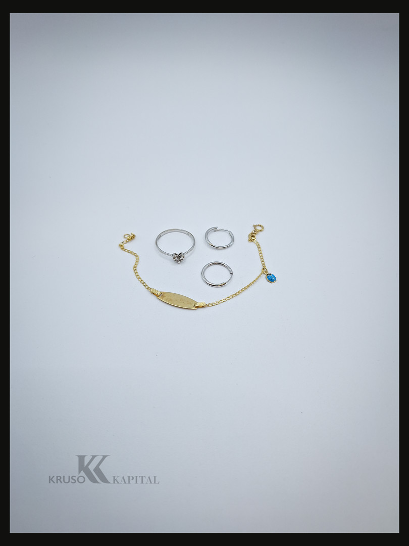 Vari oggetti oro diamantino