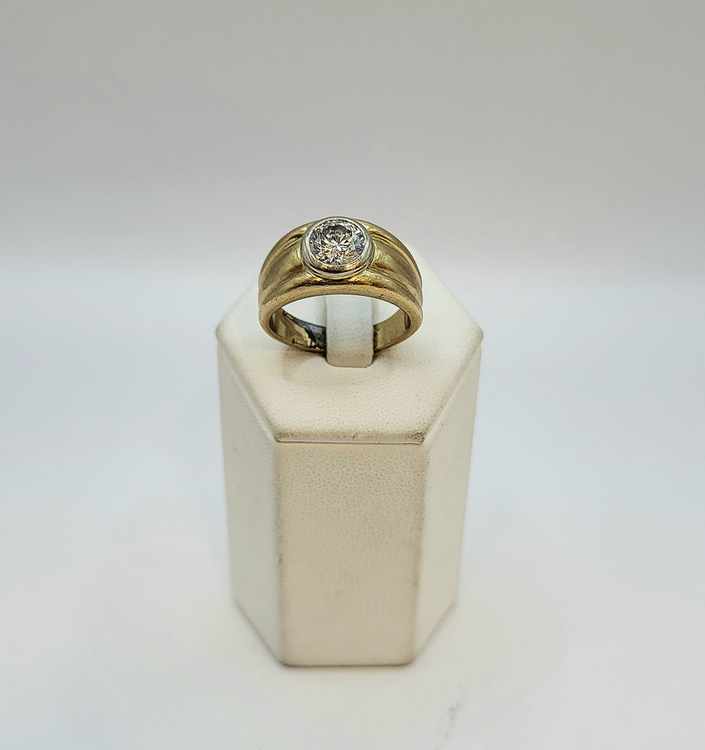 Anello oro diamante