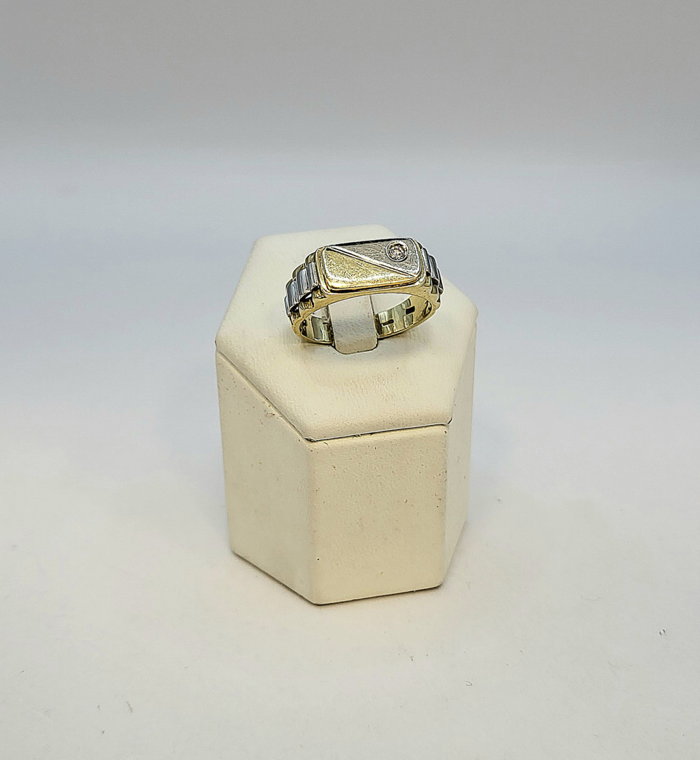 Anello oro diamantino