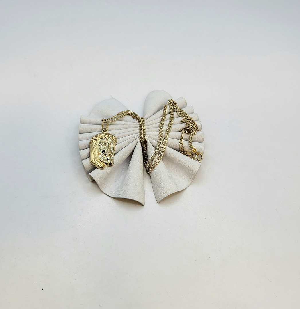 Catena e ciondolo oro